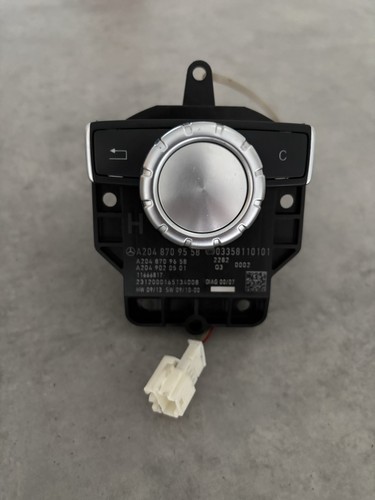 W204 command controller - w204,